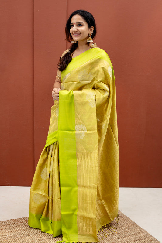 Devaki - Lightweight Silk
