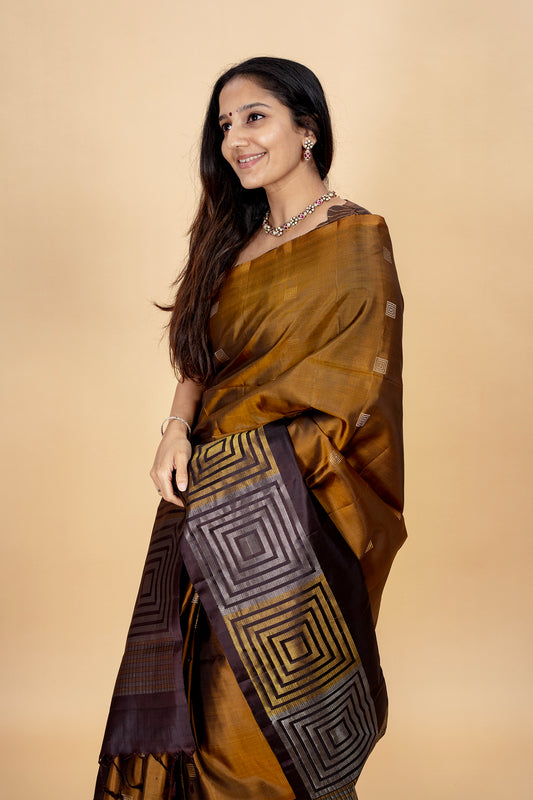 Heera - Lightweight silk saree