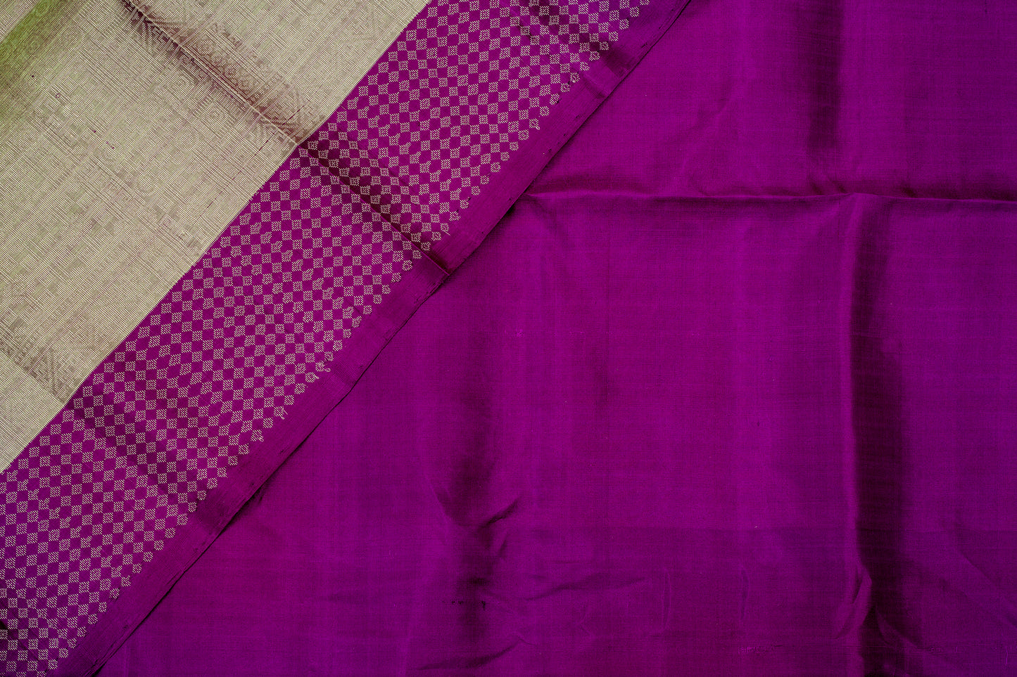 Saptaswara - Lightweight silk saree