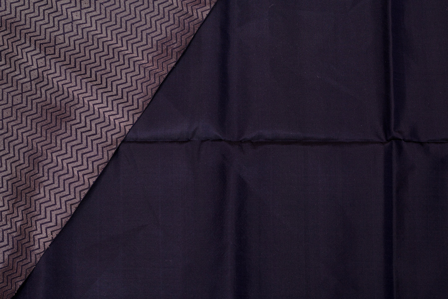 Mathsya - Lightweight Silk