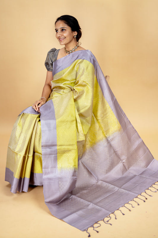 Tulsi - Lightweight silk saree
