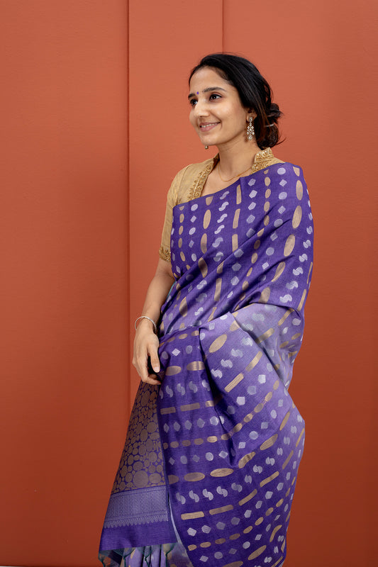 Mughal - Lightweight Banaras Silk
