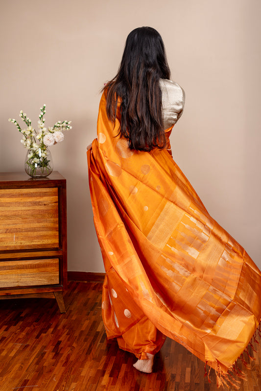 Naranga - Lightweight Silk Saree