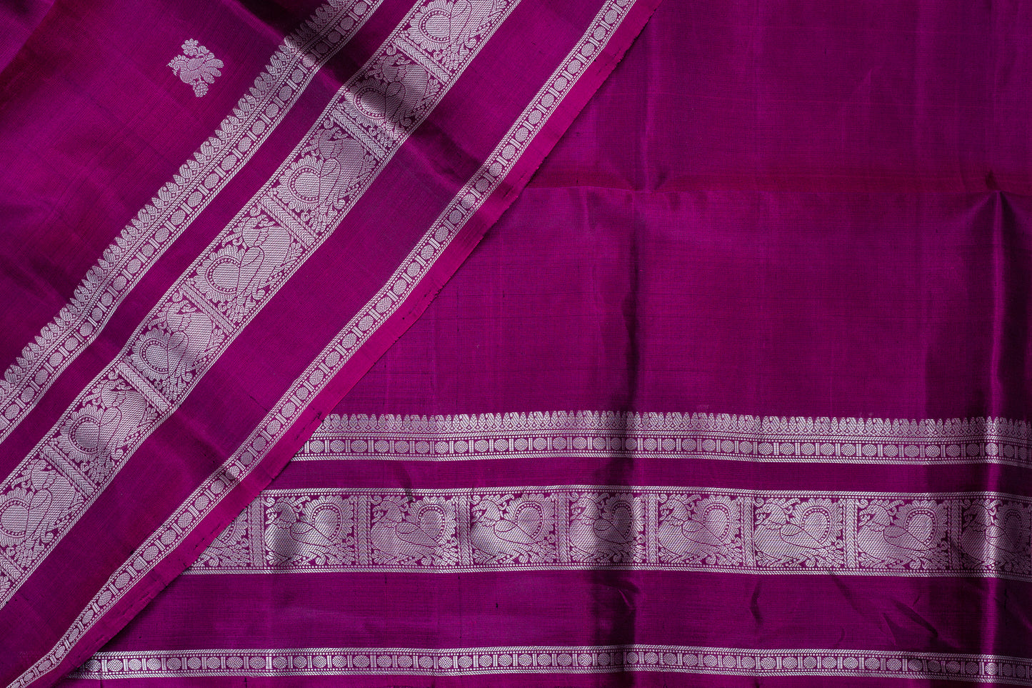 Sahana - Lightweight silk saree