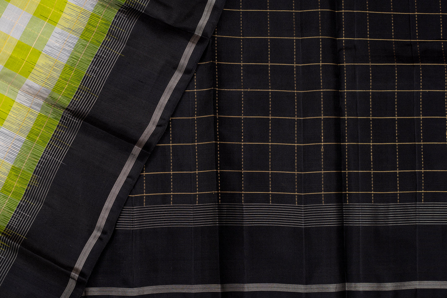 Desika - Lightweight silk saree