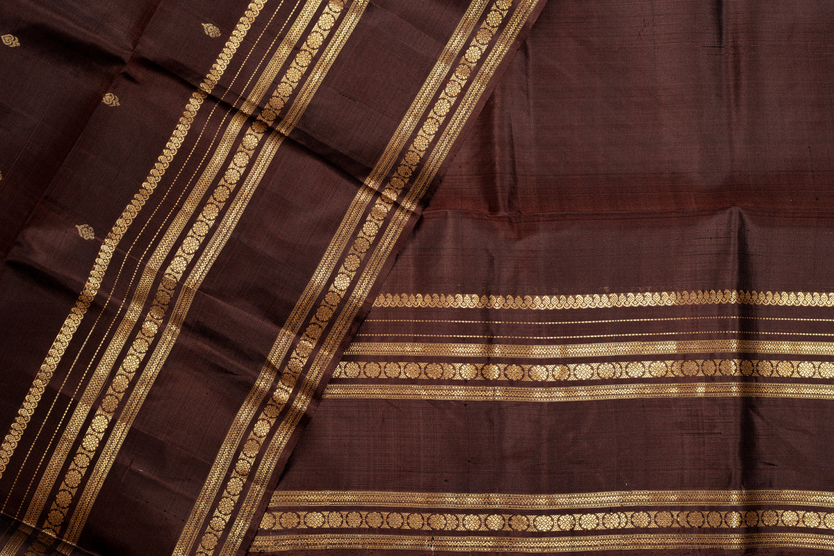 Pramuka - Lightweight Silk Saree