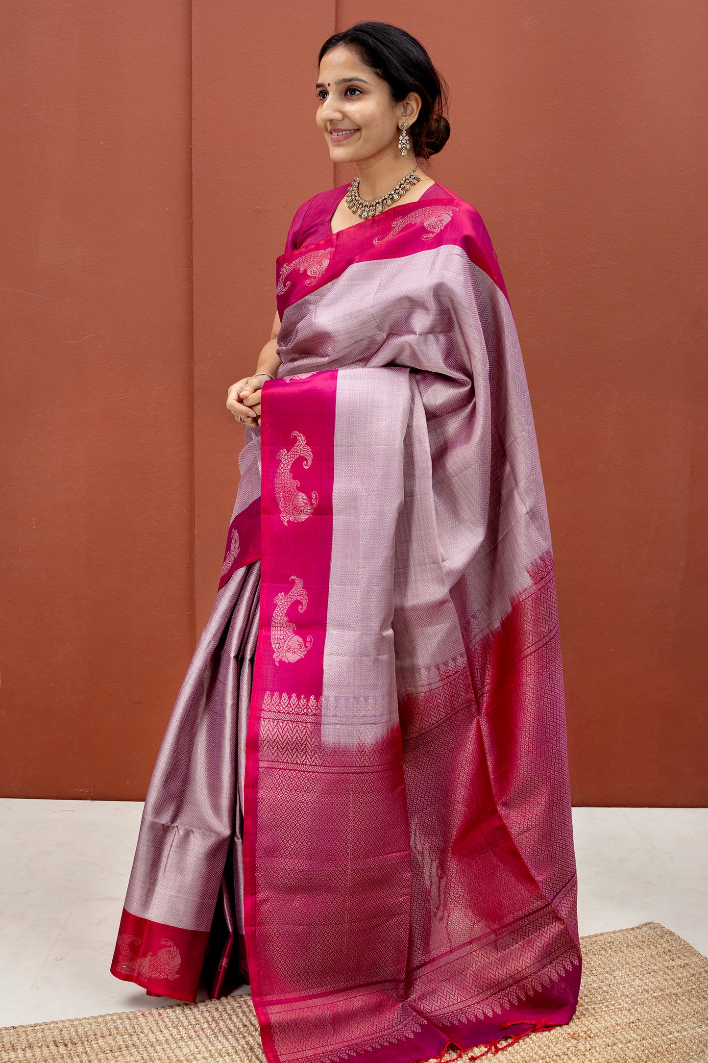 Mathsya - Lightweight Silk