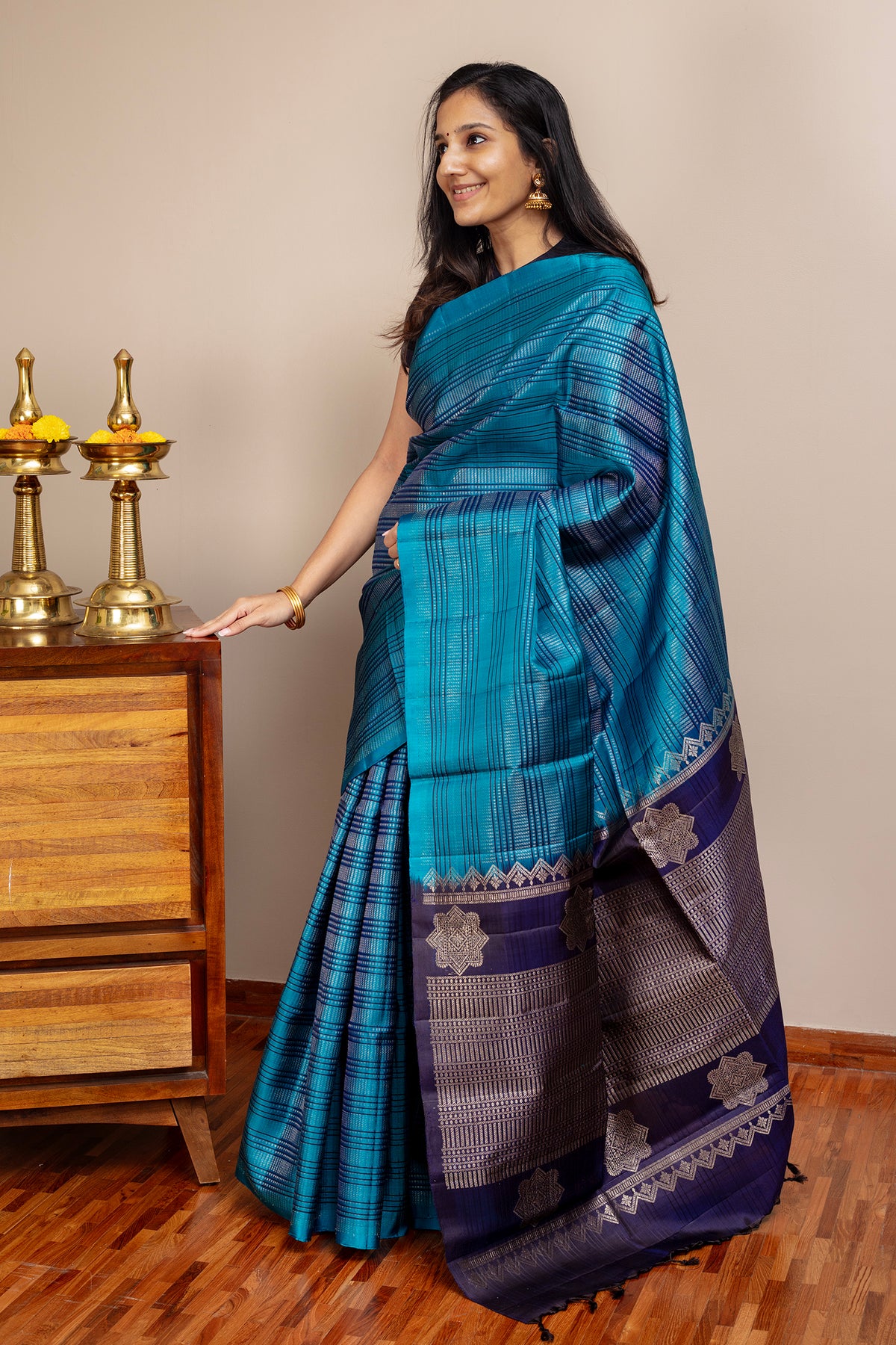 Navaneetha - Lightweight silk saree