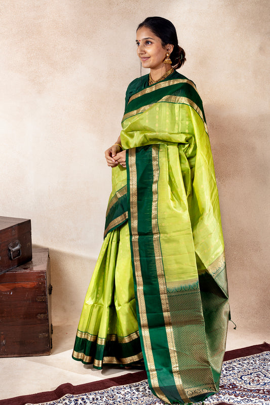 Rajatamaya - Lightweight silk saree