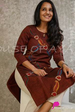 Kayla Kalamkari Embroidered Linen Kurti
