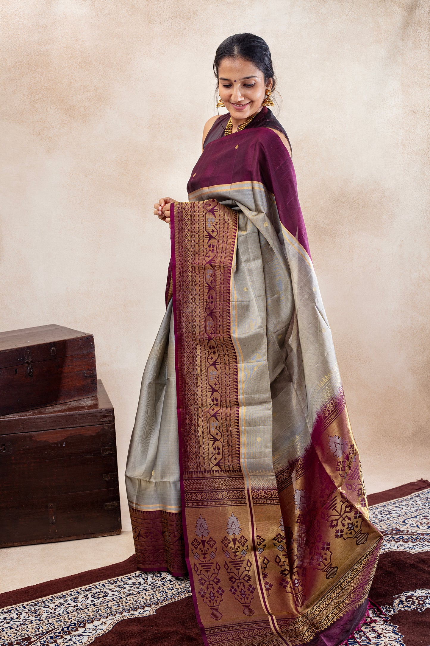 Sarvodhara - Lightweight Silk Saree