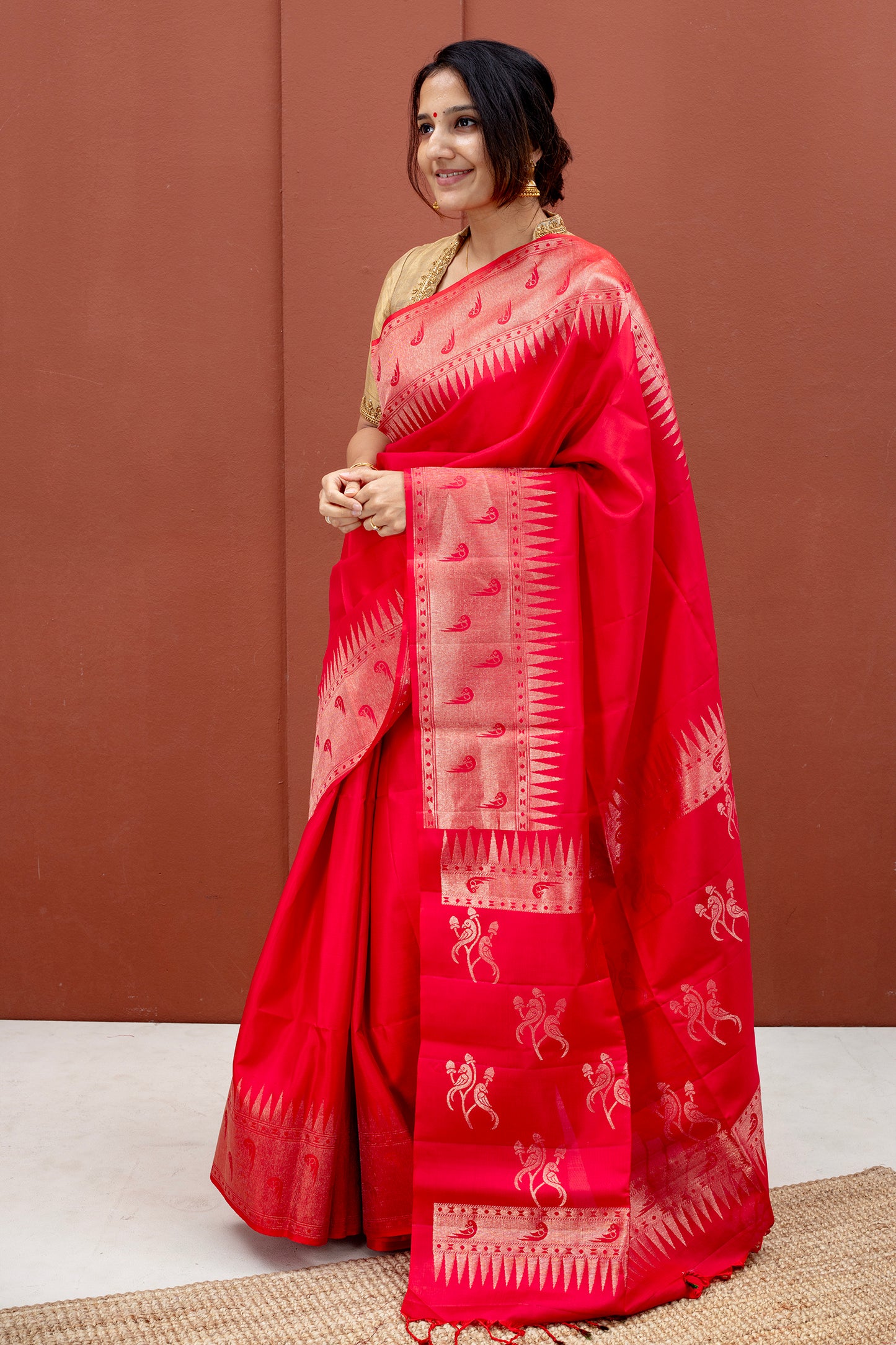 Saveri - Lightweight Silk