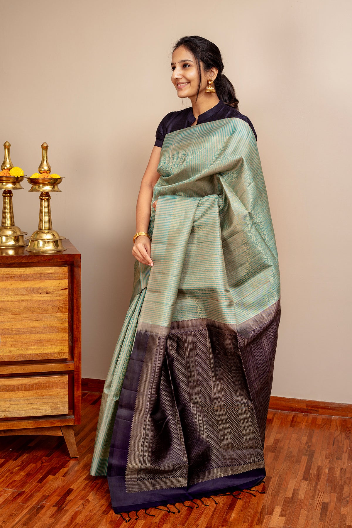 Visiri - Lightweight Silk Saree