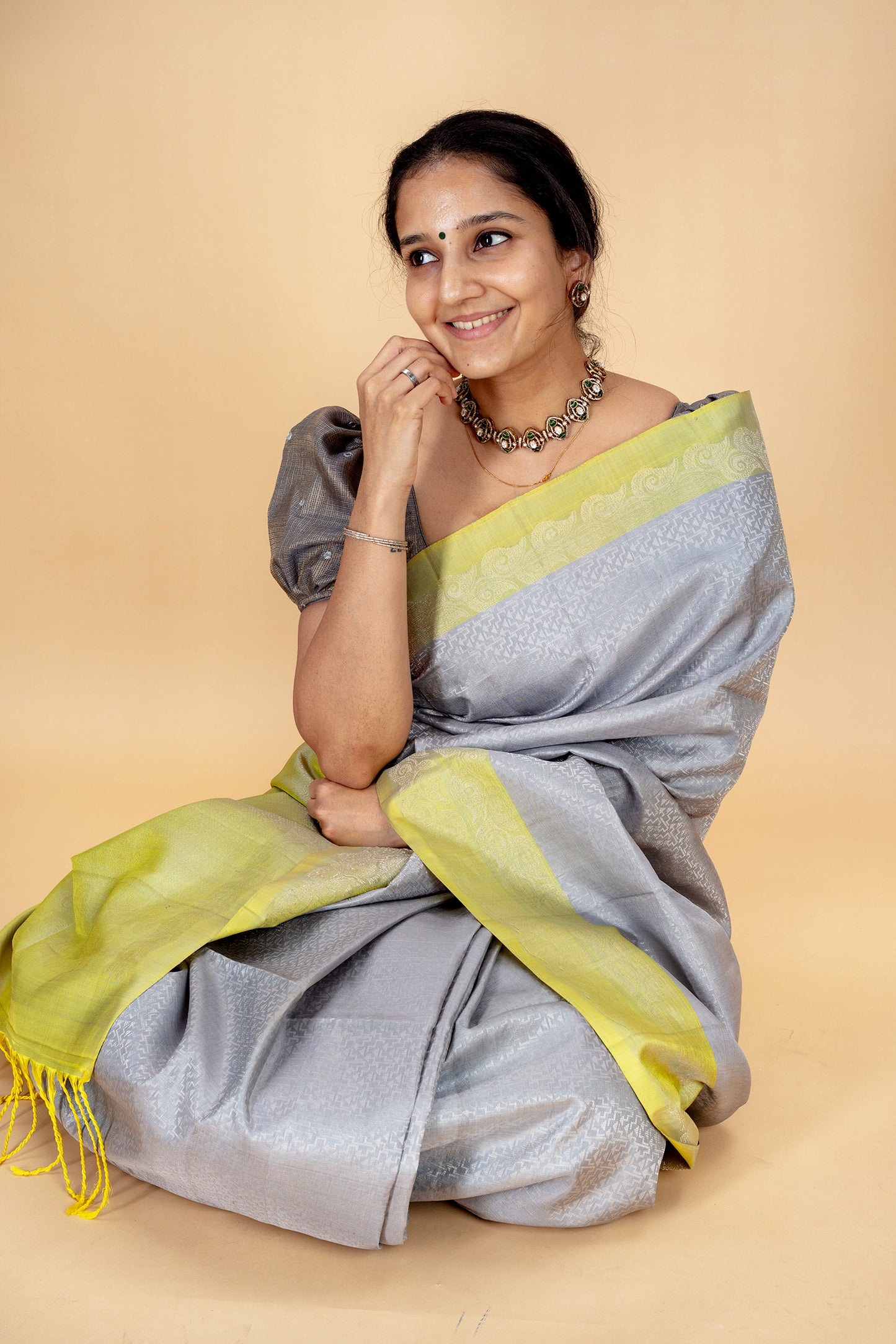 Amravathi - Lightweight silk saree