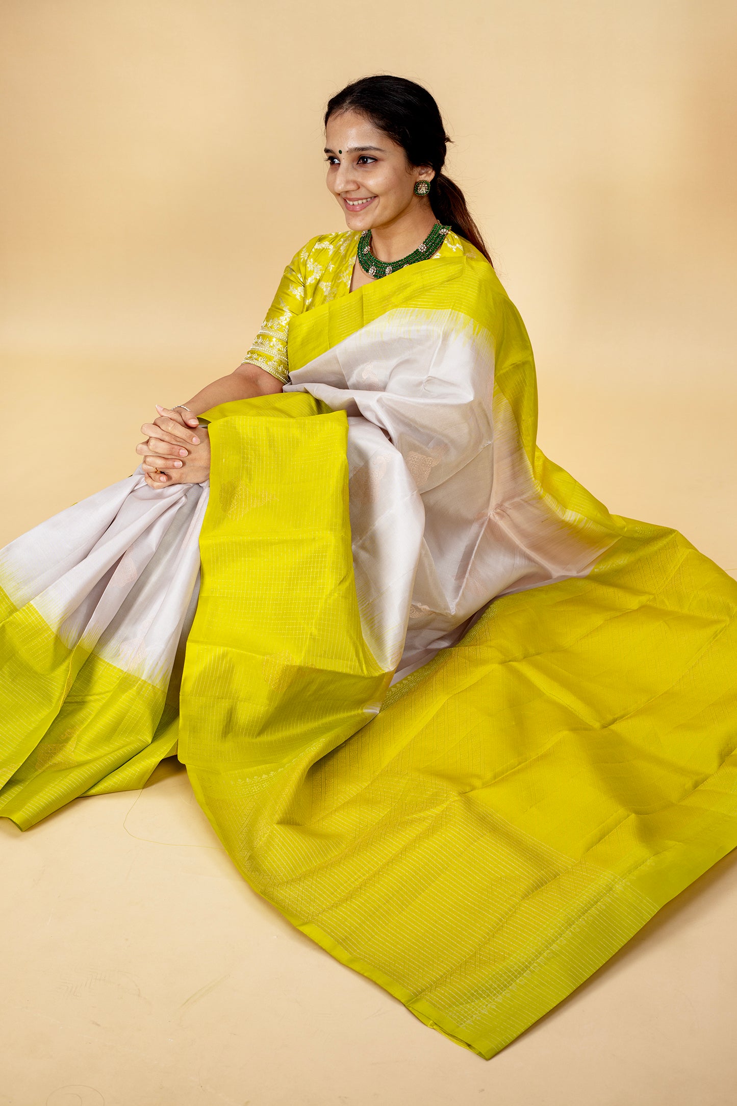 Thoranai - Lightweight silk saree
