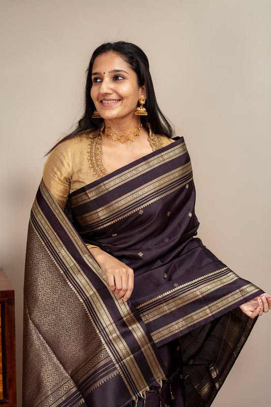 Kramuka Varna - Lightweight Silk Saree