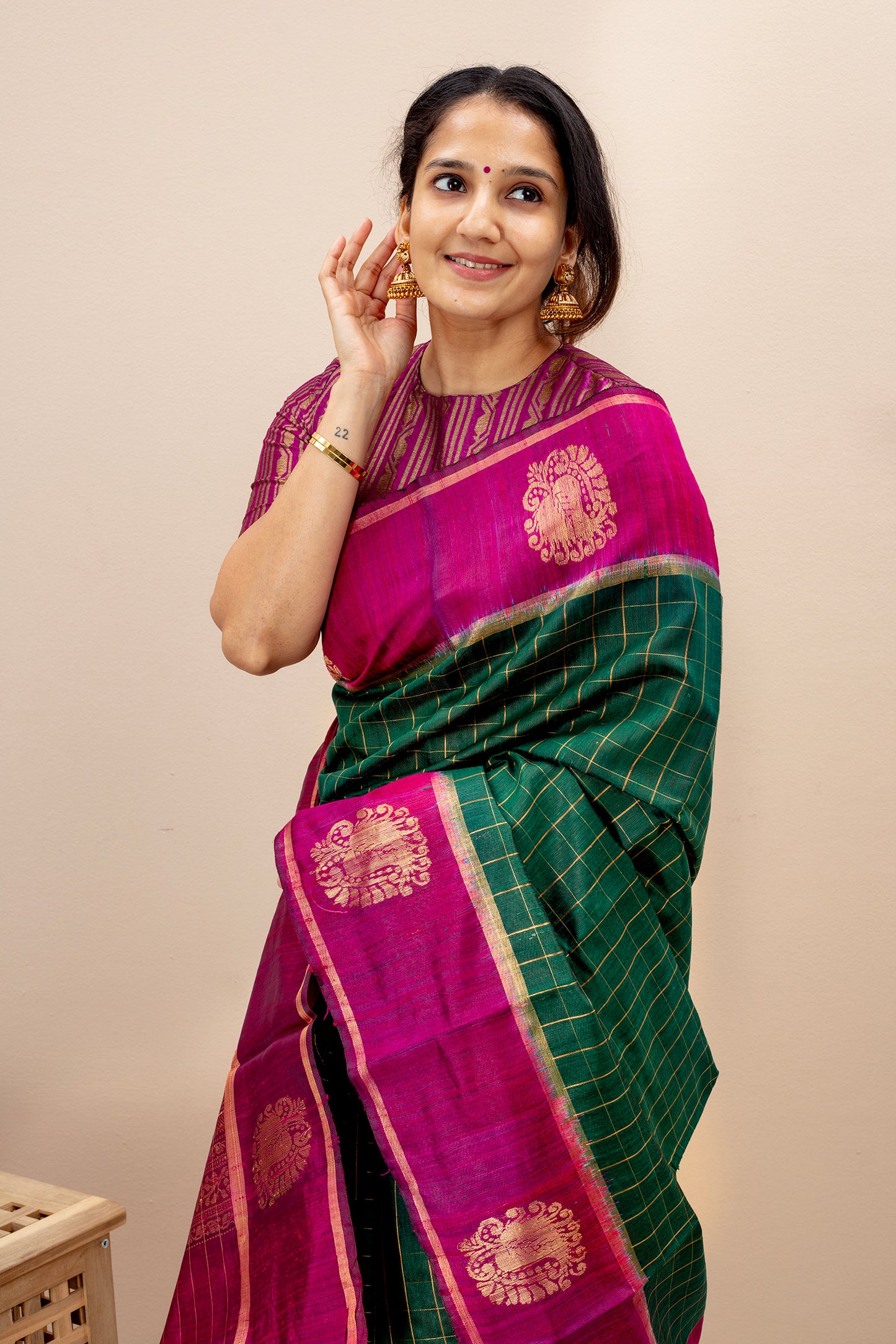 Yashoda - Lightweight silk saree