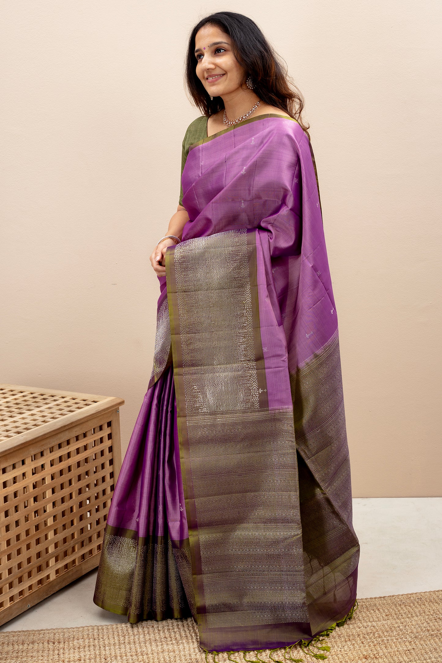 Mrithyunjay - Lightweight silk saree