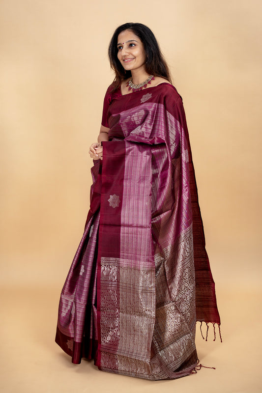 Yaazhini - Lightweight Silk Saree