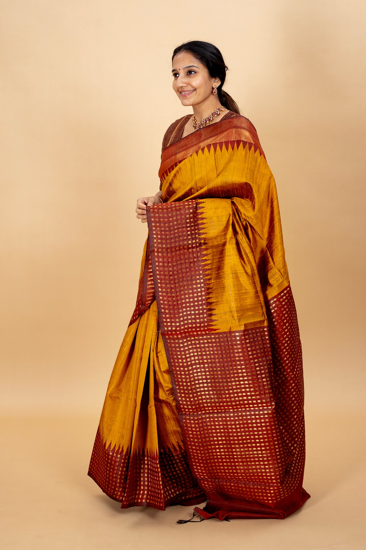Ashwamedha - Lightweight silk saree