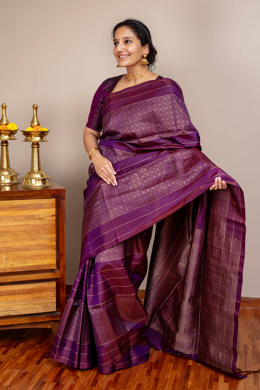 Adbutha - Lightweight Silk Saree