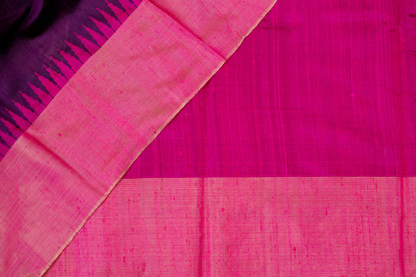 Sarvodhara - Lightweight silk saree