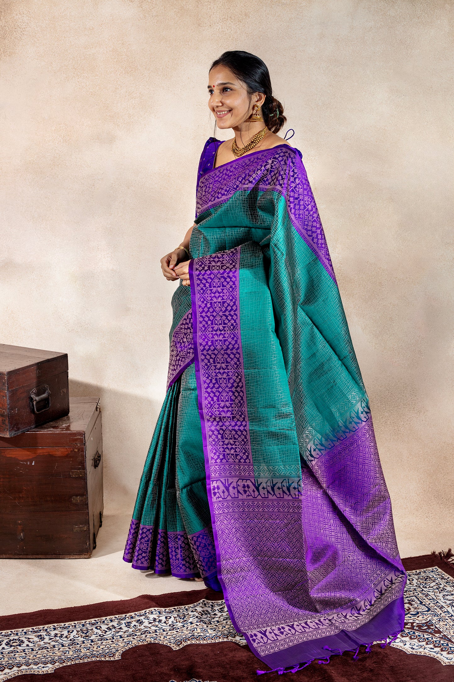 Dwaraka - Lightweight Silk Saree