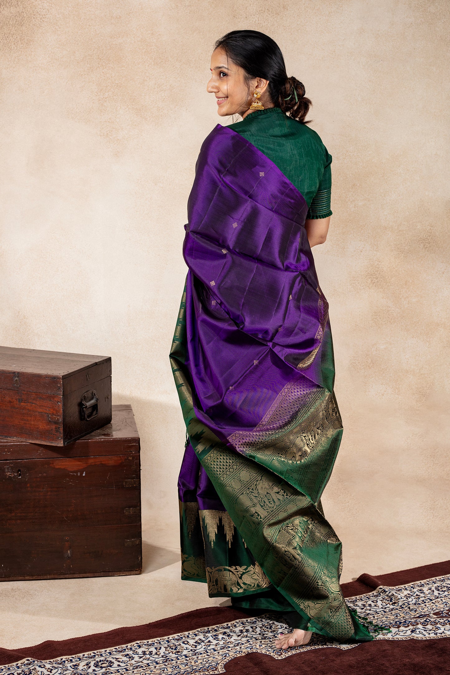 Parambriya - Lightweight Silk Saree
