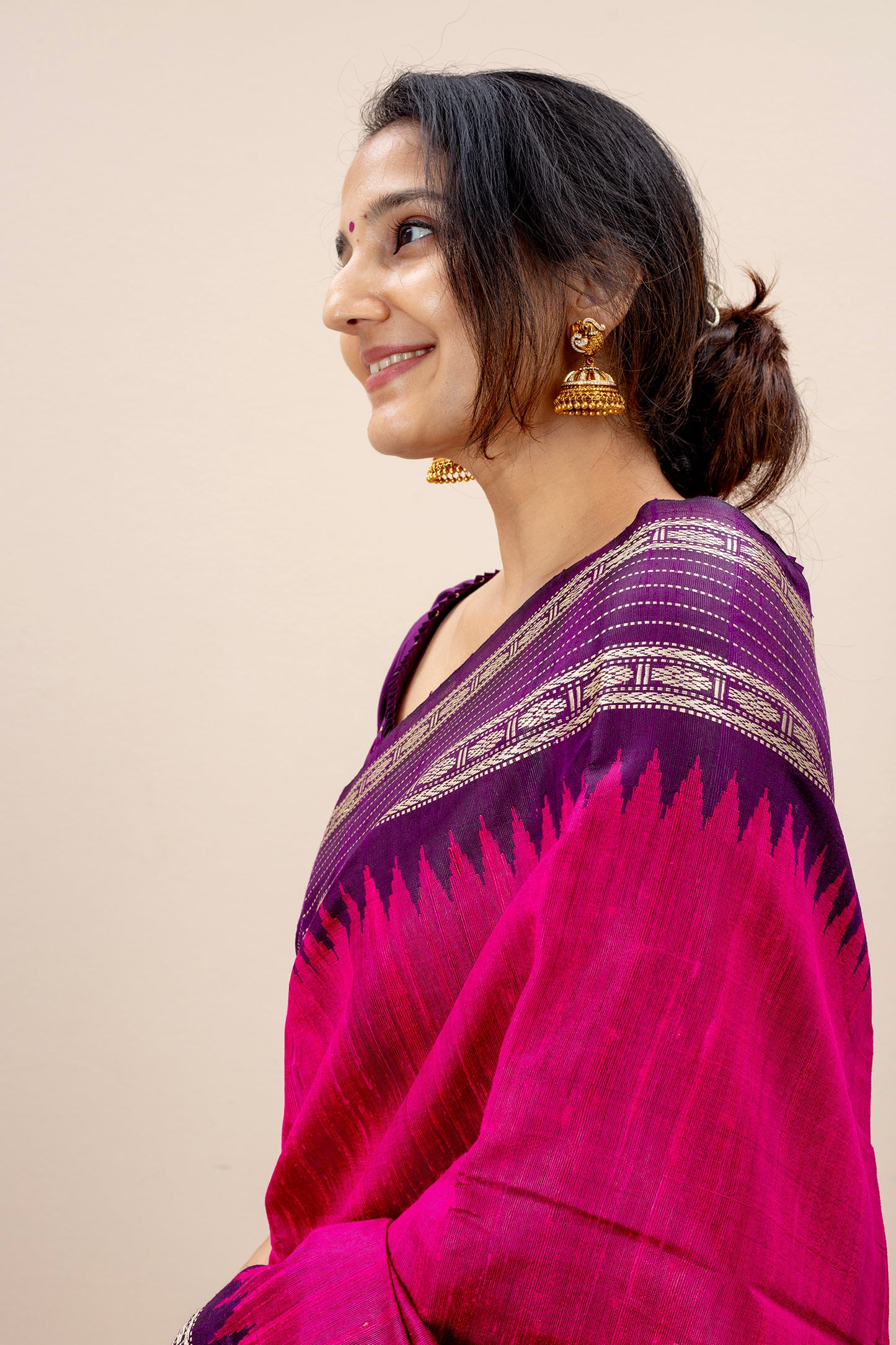 Divyam - Lightweight silk saree