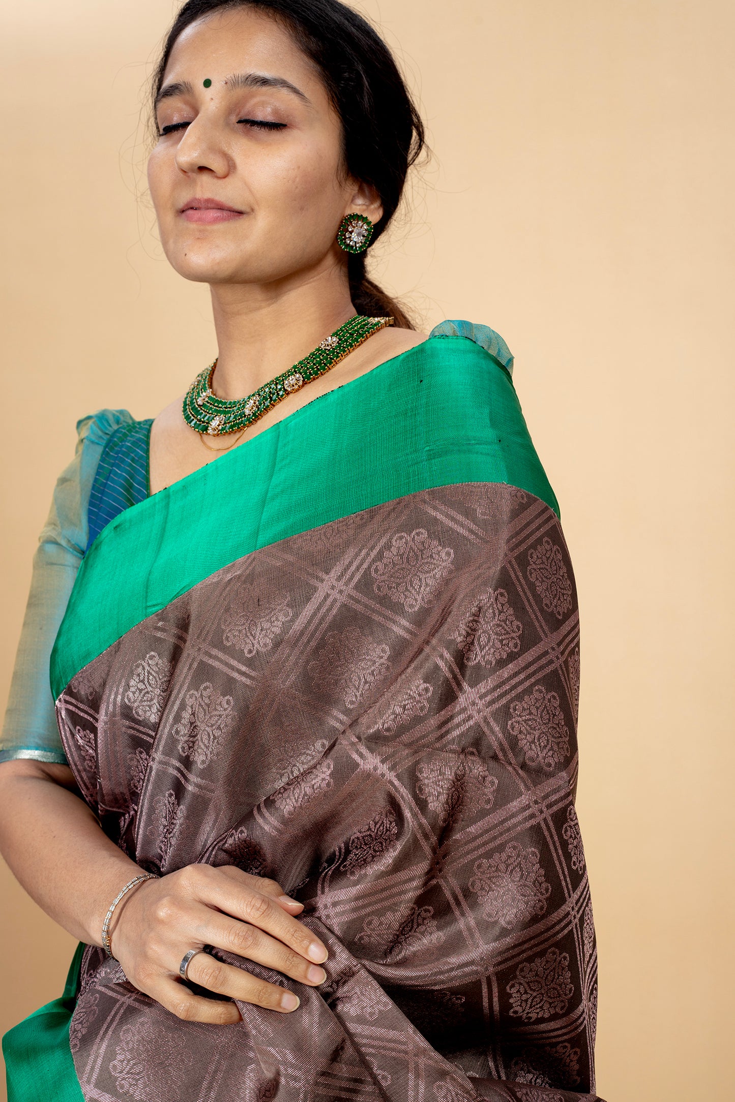 Yashoda - Lightweight silk saree