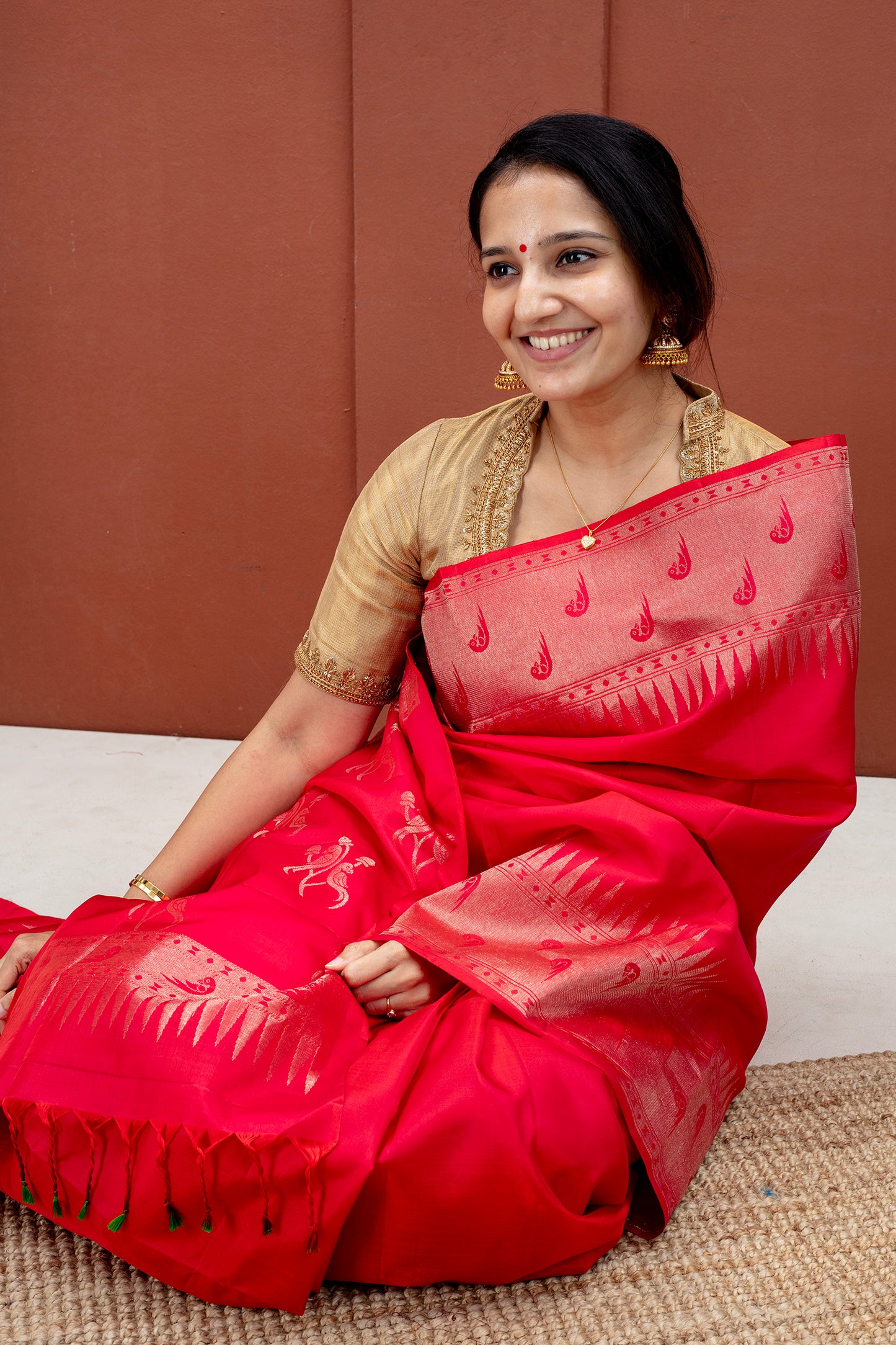 Saveri - Lightweight Silk