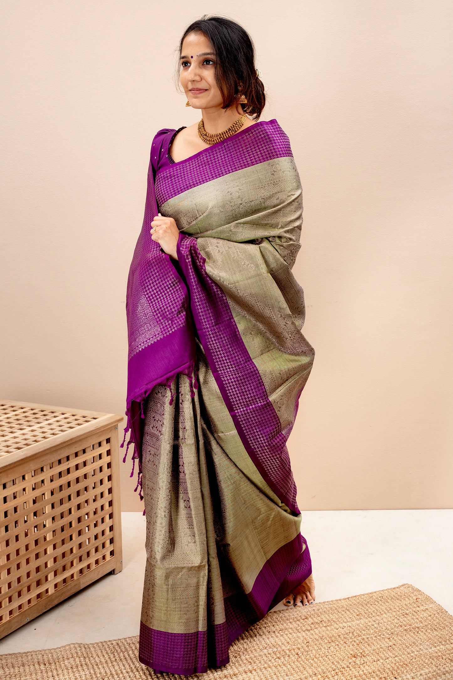 Saptaswara - Lightweight silk saree