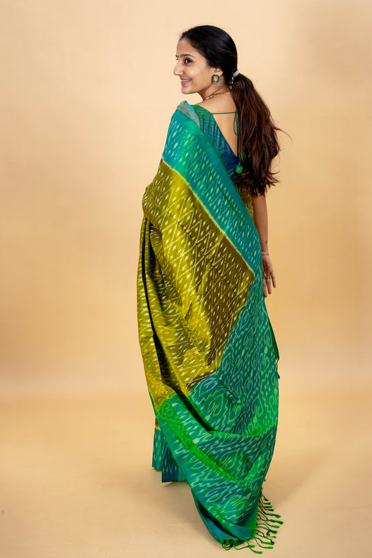 Mayil Thogai - Lightweight Silk Saree