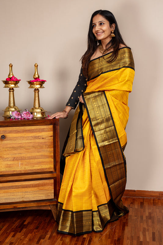 Swarna Killi - Kanjivaram silk saree