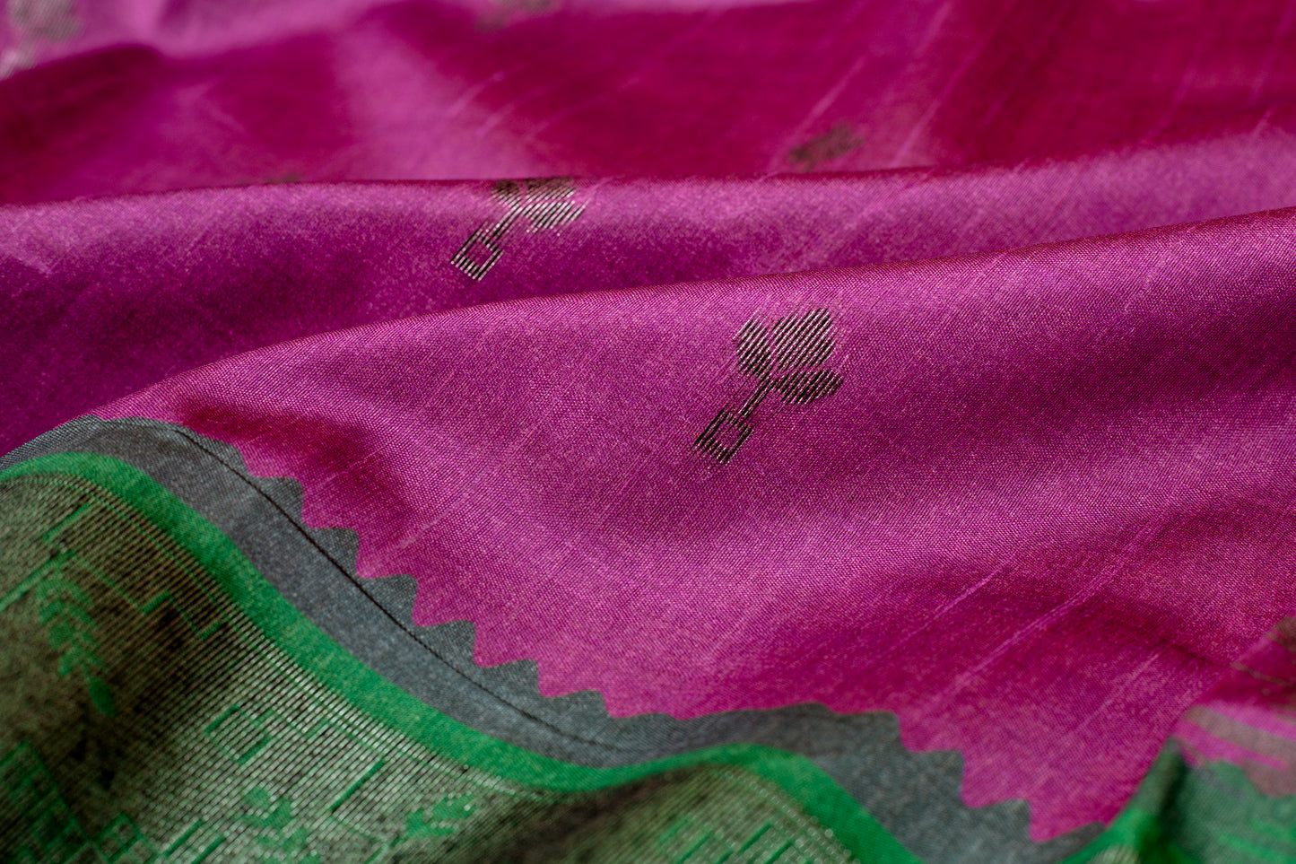 Lakshmi Vihara - Lightweight Banaras Silk