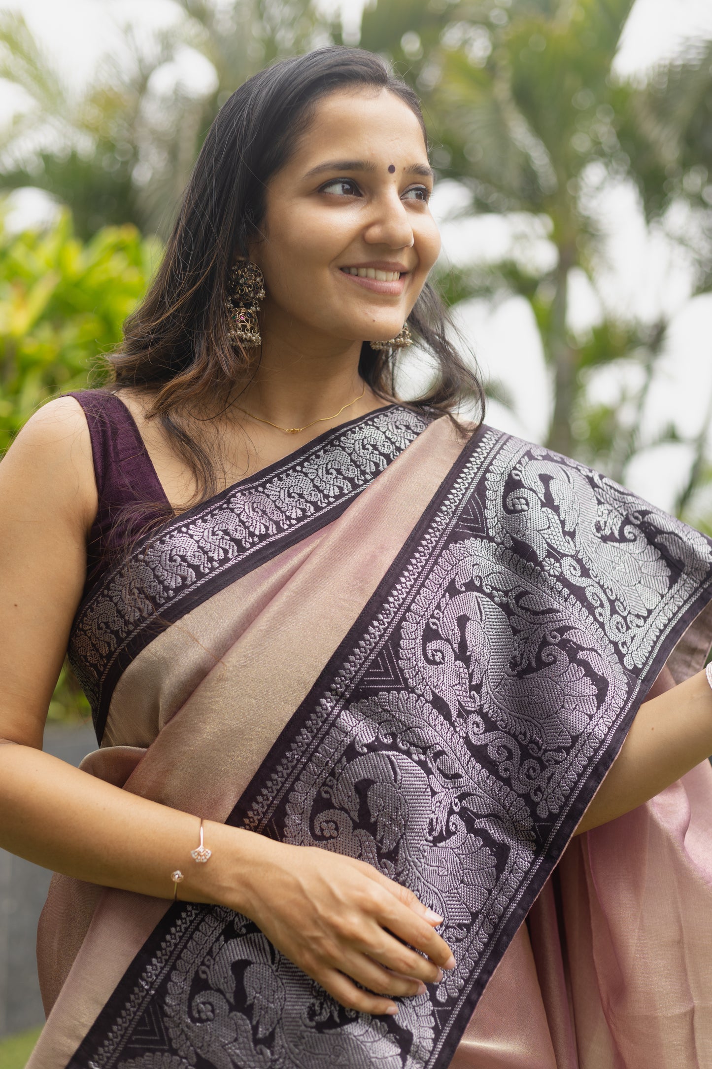 Airloom Edit | Vasavi