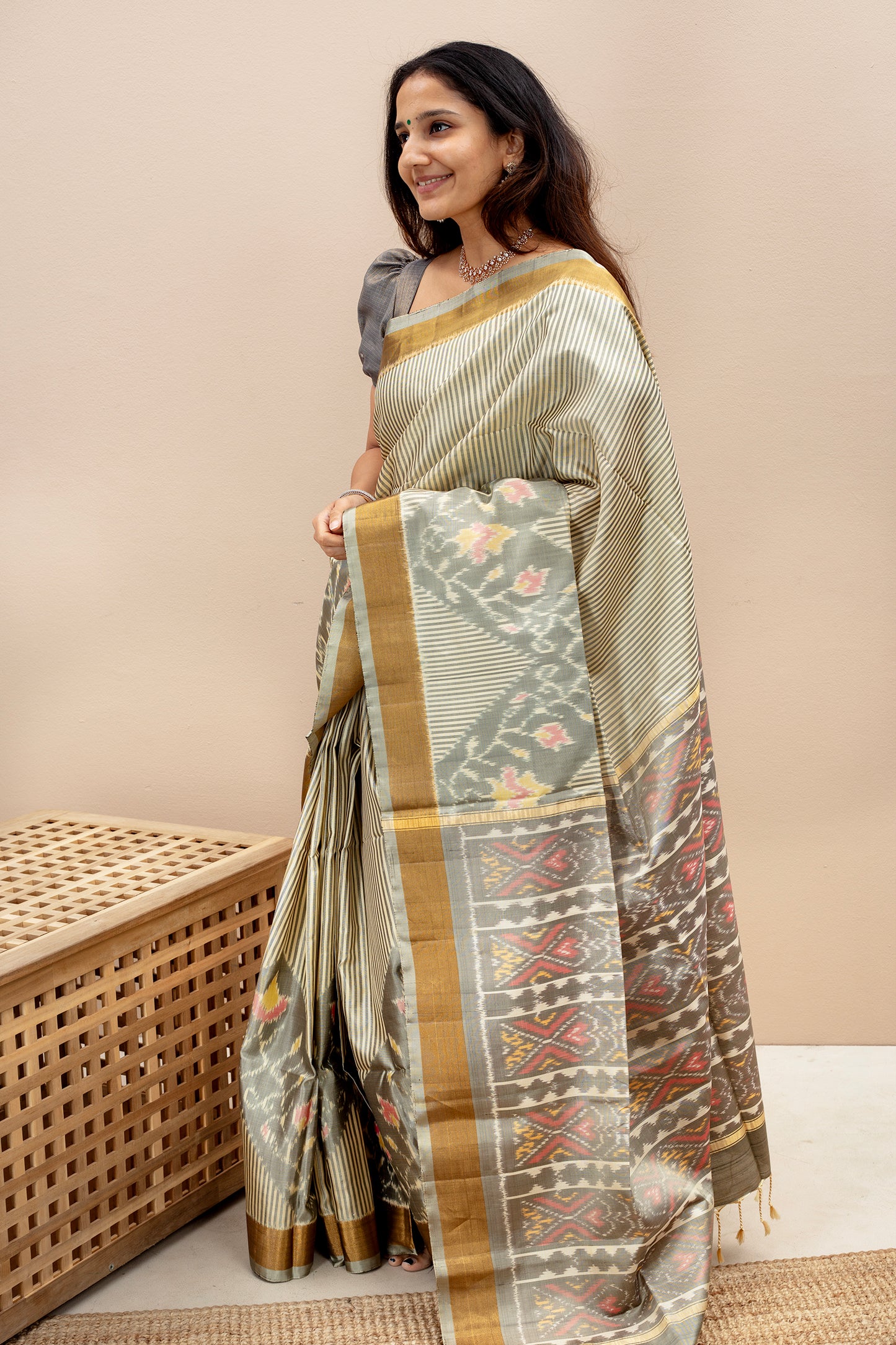 Omkara - Lightweight silk saree