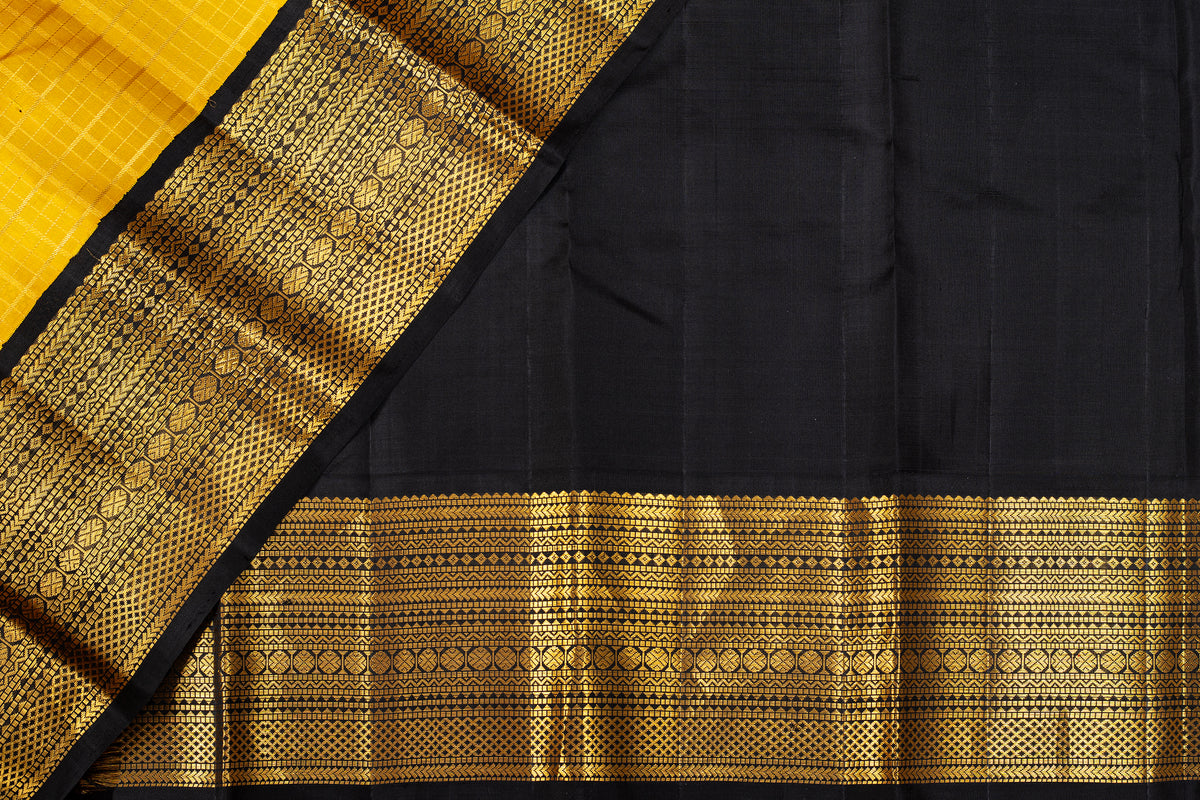 Swarna Killi - Kanjivaram silk saree